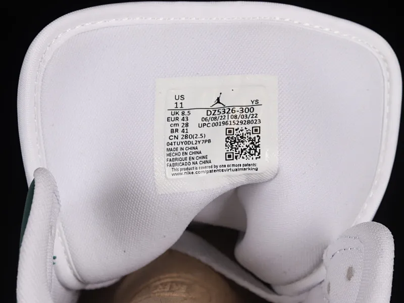 All categories Air Jordan Jordan series basketball shoes Air Jordan 1 Mid G version pure original Air Jordan 1 Mid AJ1 Joe 1 blue and green color matching Zhongbang basketball shoes DZ5326-300